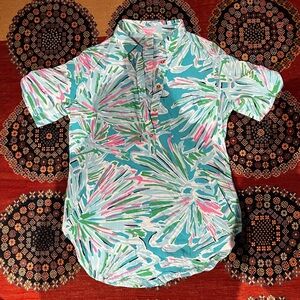 Lily Pulitzer Button Up Tropical Short Sleeved Shirt